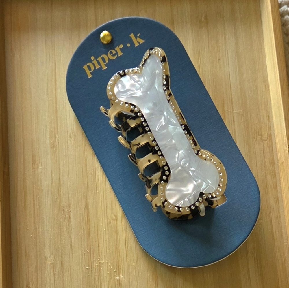 Piper K Elegant Bone Hair Clip